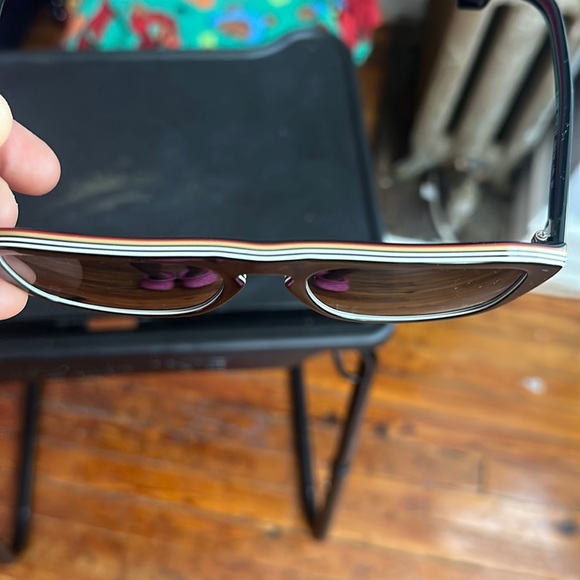 Never worn Burberry Glasses - Picture 1 of 7